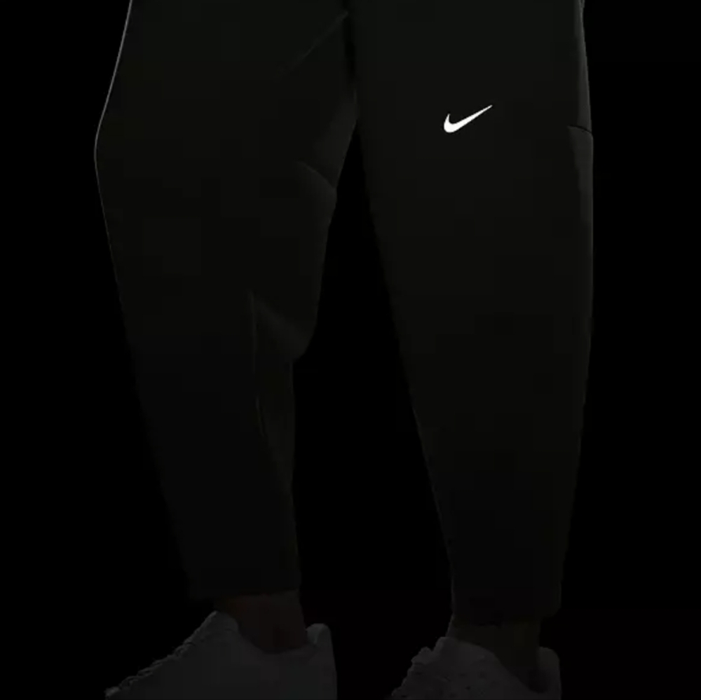 Nike Dri-FIT Prima High-Waisted Green 7/8 Training Pants - Picture 7 of 7